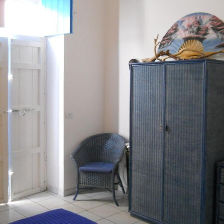 Mediterranea Guesthouse B&B Portopalo Di Capo Passero Habitación foto